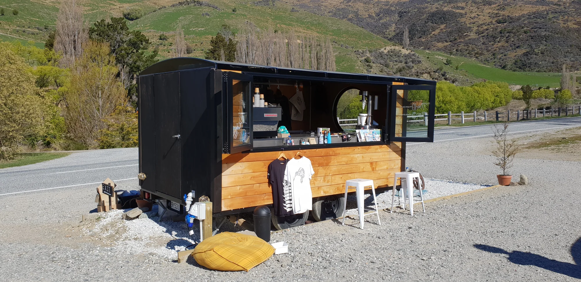 Custom-engineered mobile workshop